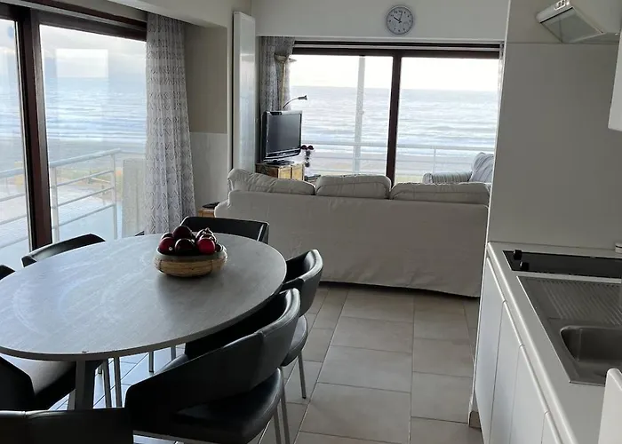 Appartement Met Zeezicht En Zicht Op Casino
