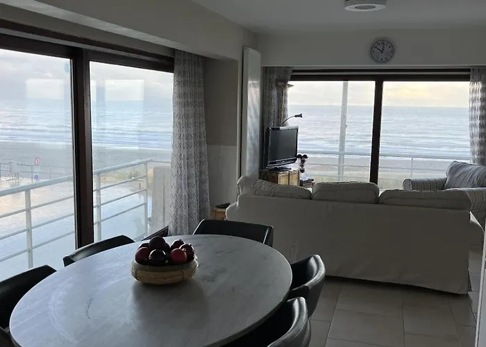 Appartement Met Zeezicht En Zicht Op Casino