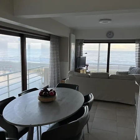 Appartement Met Zeezicht En Zicht Op Casino Middelkerke Exterior photo